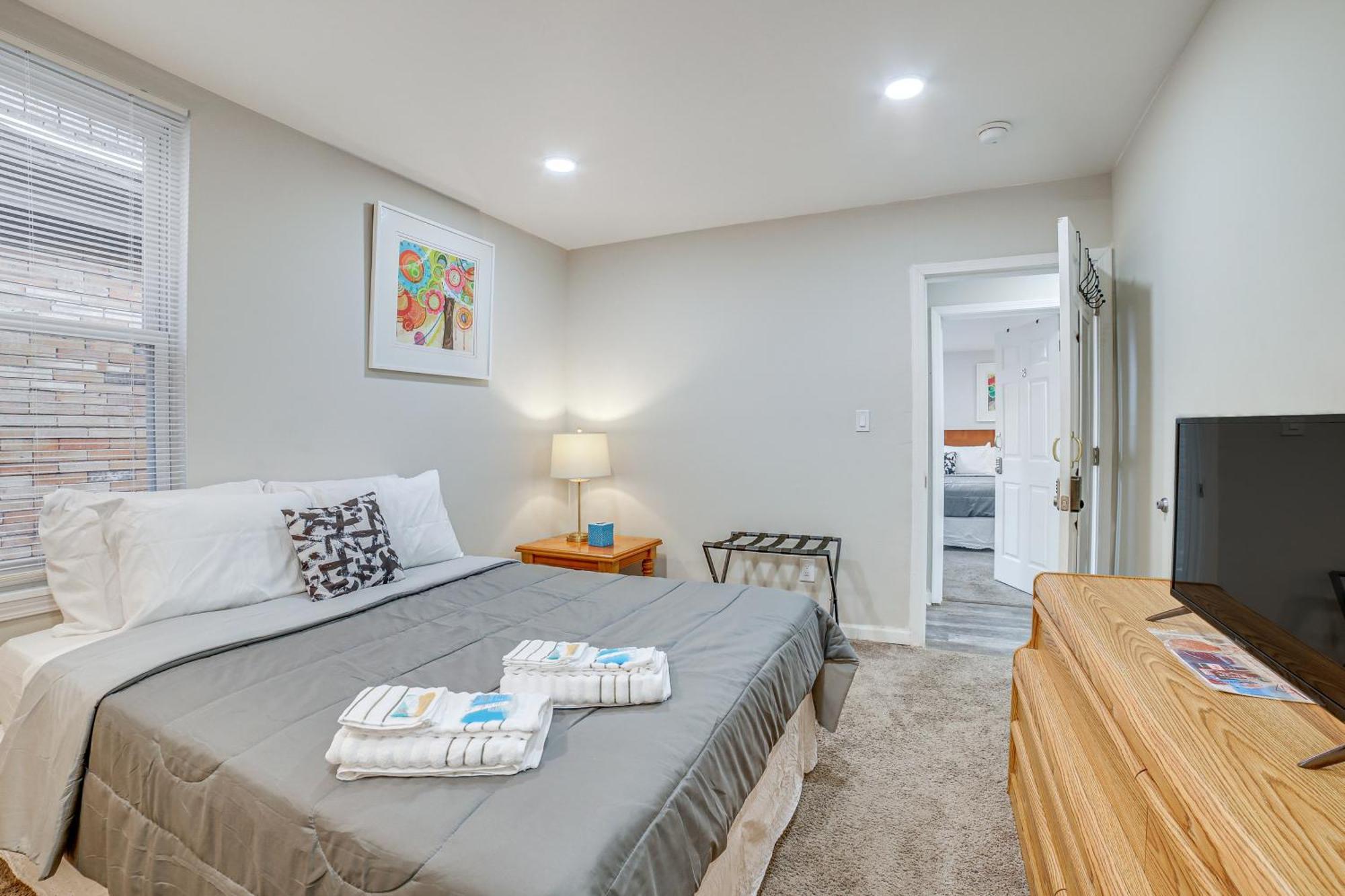 Apartamento Lovely About 5 Mi To Downtown! Pittsburgh